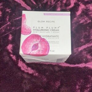 Glow Recipe Plum Plump Hyaluronic Cream